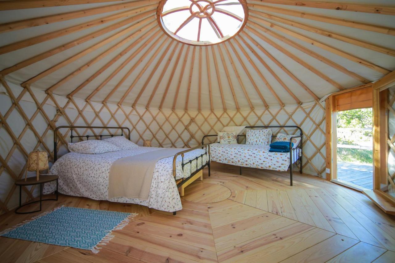 Saint-Paulet-de-Caisson 레 에토엘 드 프로방스 B&B 외부 사진